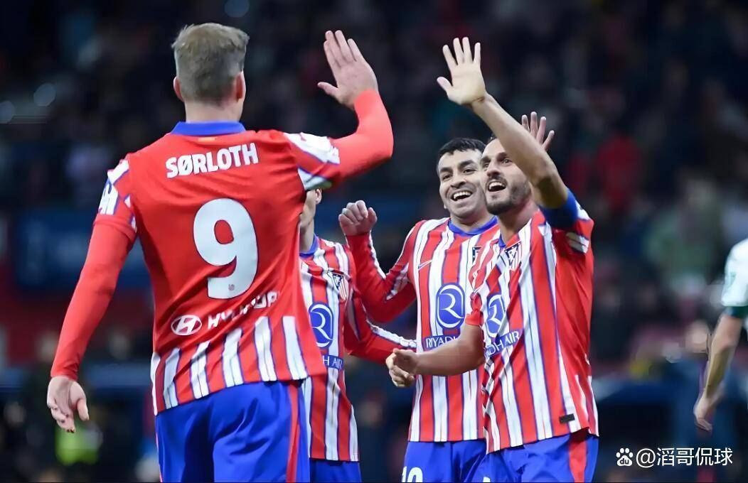 开云登录入口 -马赛训练开放日，加时末段更衣室发声引欢呼，德甲在即，年轻球员得到机会(末段爱情30章车)