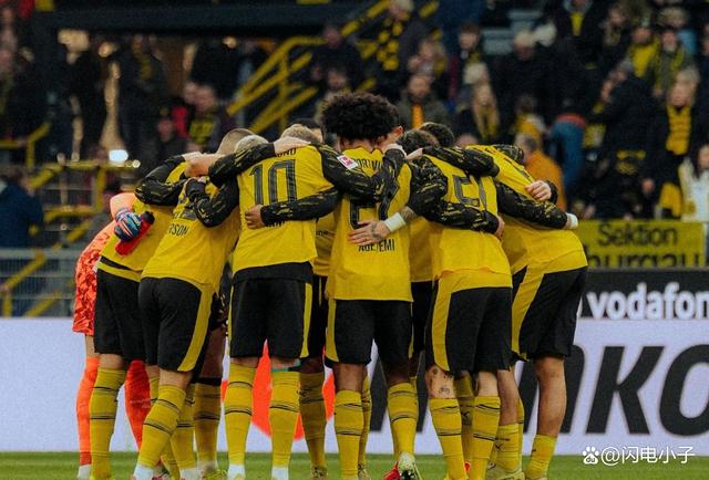 马赛内部会议纪要流出——赛后主帅复盘今晚多特蒙德豪取连胜，曼联篮板制胜看傻球迷 